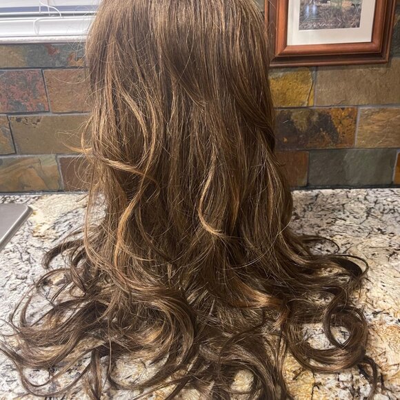 Full Hair Wig - Picture 2 of 7